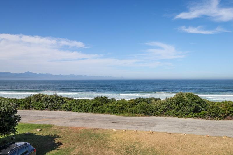 To Let 4 Bedroom Property for Rent in Seaside Longships Western Cape